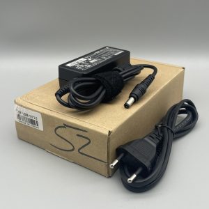 Блок питания Toshiba 19V 1.58A (5.5 x 2.5)